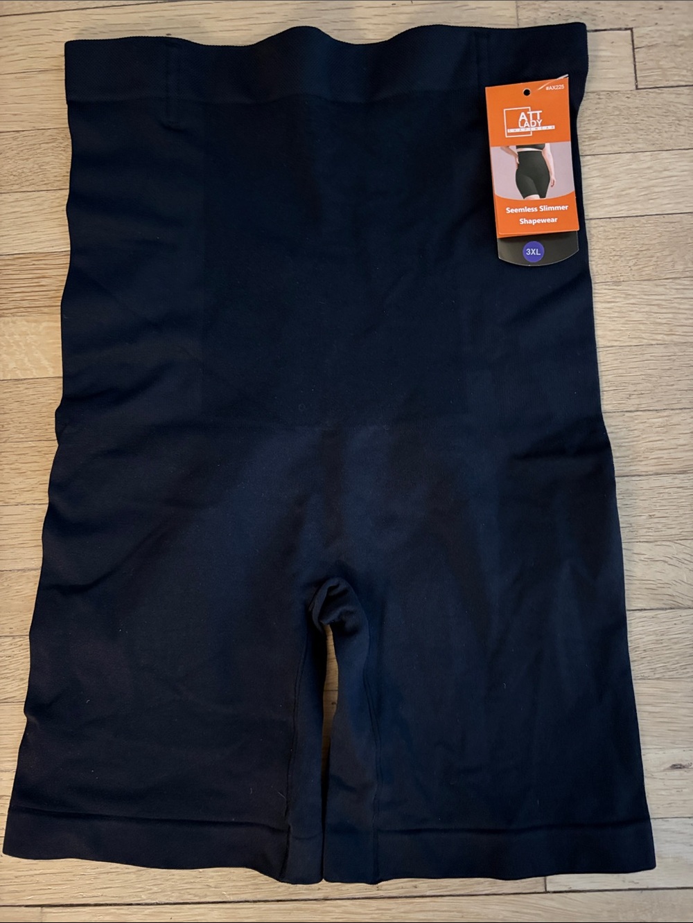 NWT ATT Lady Seamless Slimmer Shapewear Shorts in Black